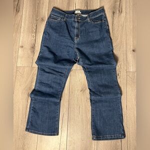 L.L. Bean Jeans Classic Fit Women Size 14 Medium Wash Straight Leg Casual Comfy